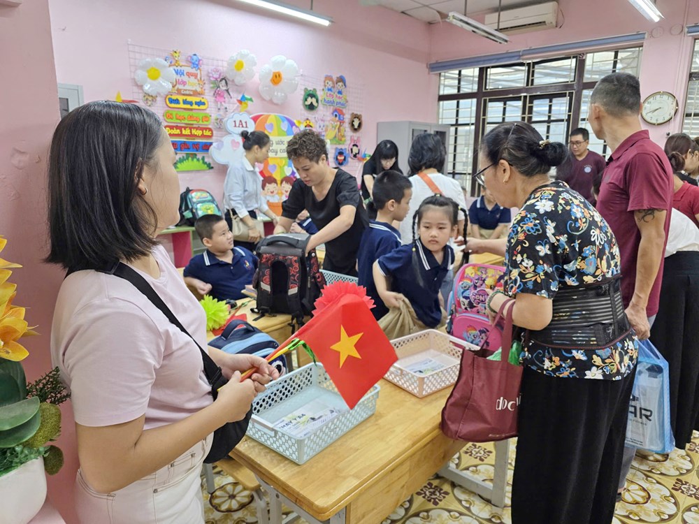 Lễ khai giảng đong đầy yêu thương ở ngôi trường đặc biệt - ảnh 19
