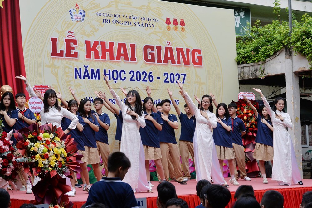 Lễ khai giảng đong đầy yêu thương ở ngôi trường đặc biệt - ảnh 6