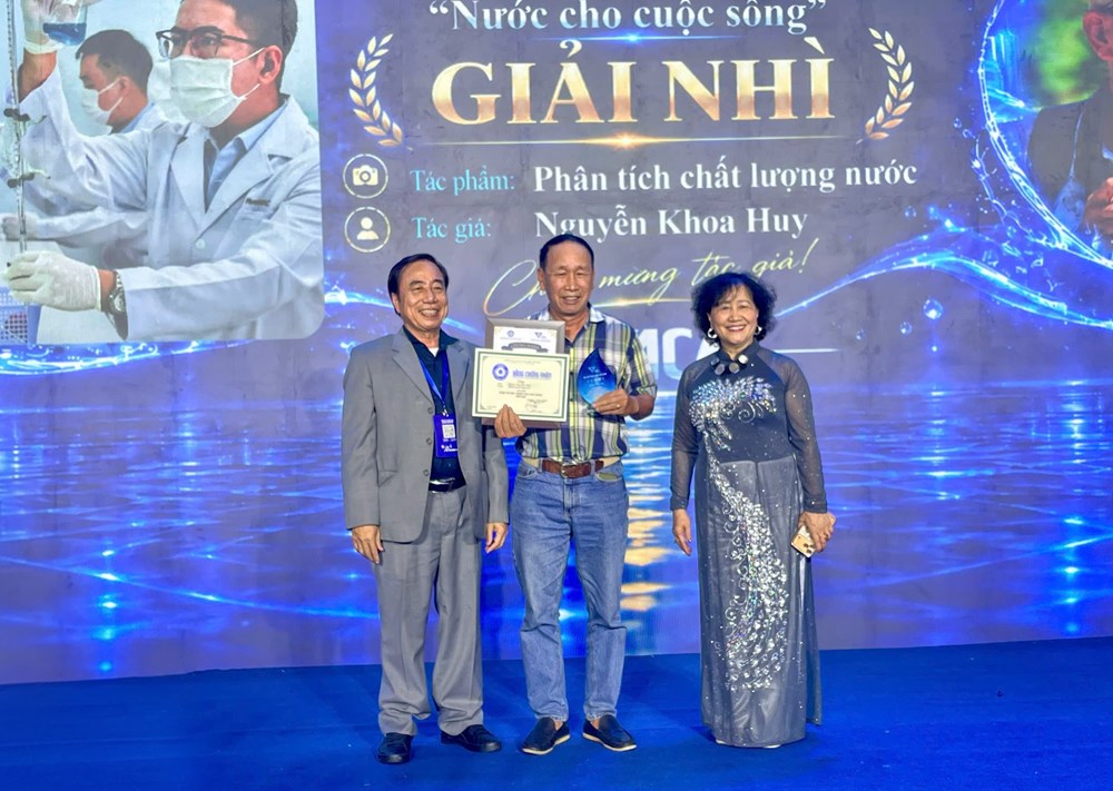 Trao giải cuộc thi ảnh nghệ thuật “Nước cho cuộc sống“ - ảnh 2