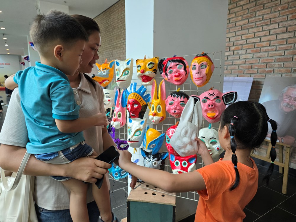Trung thu lung linh sắc màu di sản  - ảnh 11