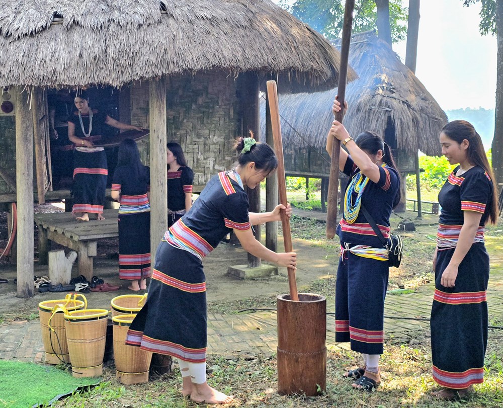 Tết mùa của người Giẻ - Triêng có gì độc đáo? - ảnh 3