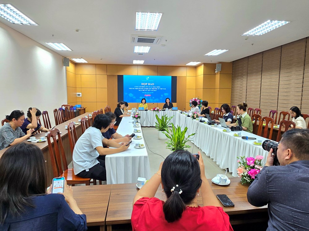 Tôn vinh cống hiến và khơi dậy khát vọng sáng tạo của phụ nữ Việt Nam trong kỷ nguyên mới - ảnh 2