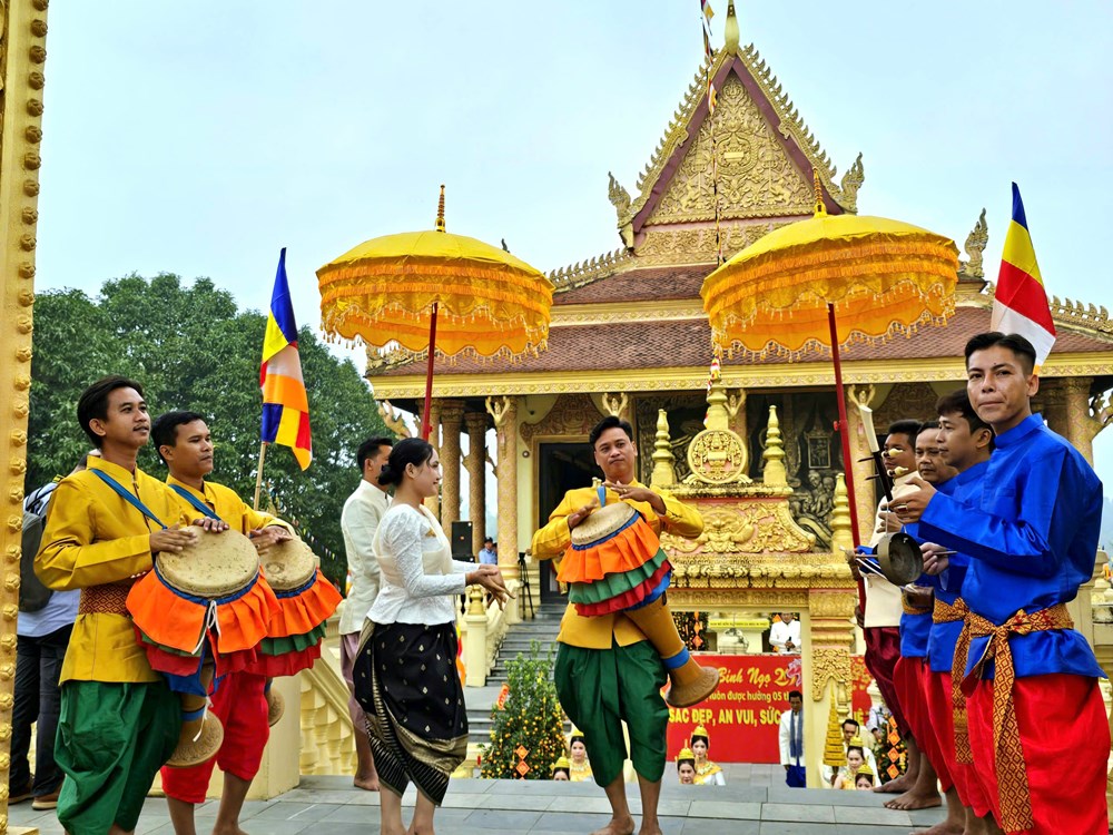 Sắc màu văn hóa, di sản hội tụ giữa lòng Thủ đô - ảnh 1
