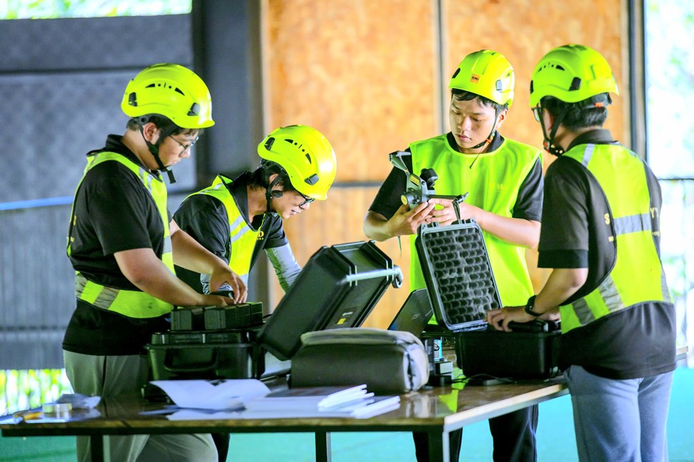 Thiết bị hiện đại “tóm” UAV trái phép tại khu vực sân bay - ảnh 8