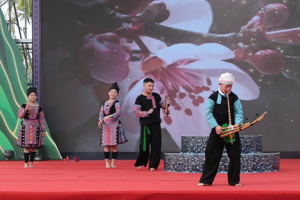 ​Lan tỏa văn hóa, di sản dân tộc Mông trong đời sống đương đại - ảnh 7