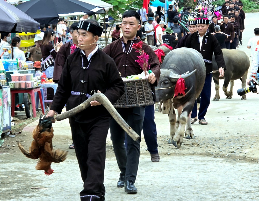 Nét đẹp nhân văn trong lễ Sú khon khoài của người Lự - ảnh 1