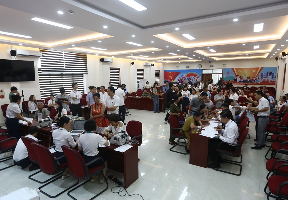 Hà Nội: 19 hộ dân ở Định Công nhận hơn 217 tỉ đồng bồi thường dự án Quốc lộ 1A - ảnh 1