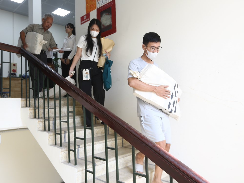 Hà Nội: 19 hộ dân ở Định Công nhận hơn 217 tỉ đồng bồi thường dự án Quốc lộ 1A - ảnh 5