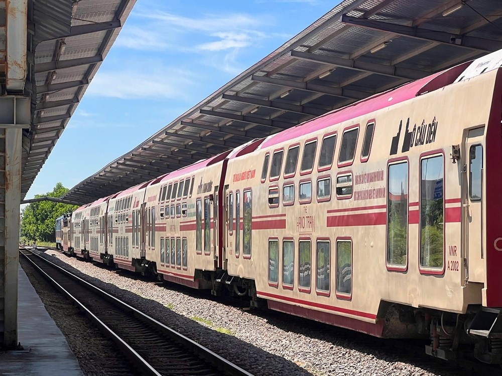 Phát huy giá trị di sản và nguồn lực văn hóa phát triển du lịch đường sắt  - ảnh 5