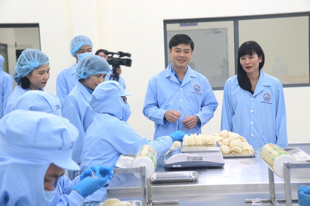 Khánh Hòa: Tạo việc làm cho lao động là người đồng bào - ảnh 1