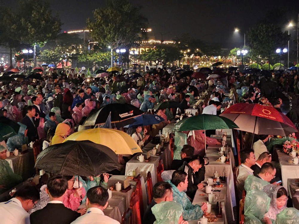 Thành phố hương trà, sắc tơ - ảnh 4