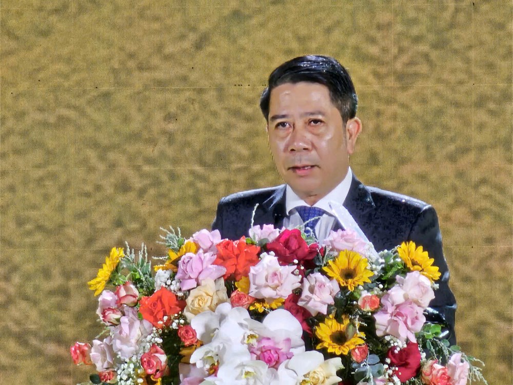 Thành phố hương trà, sắc tơ - ảnh 1