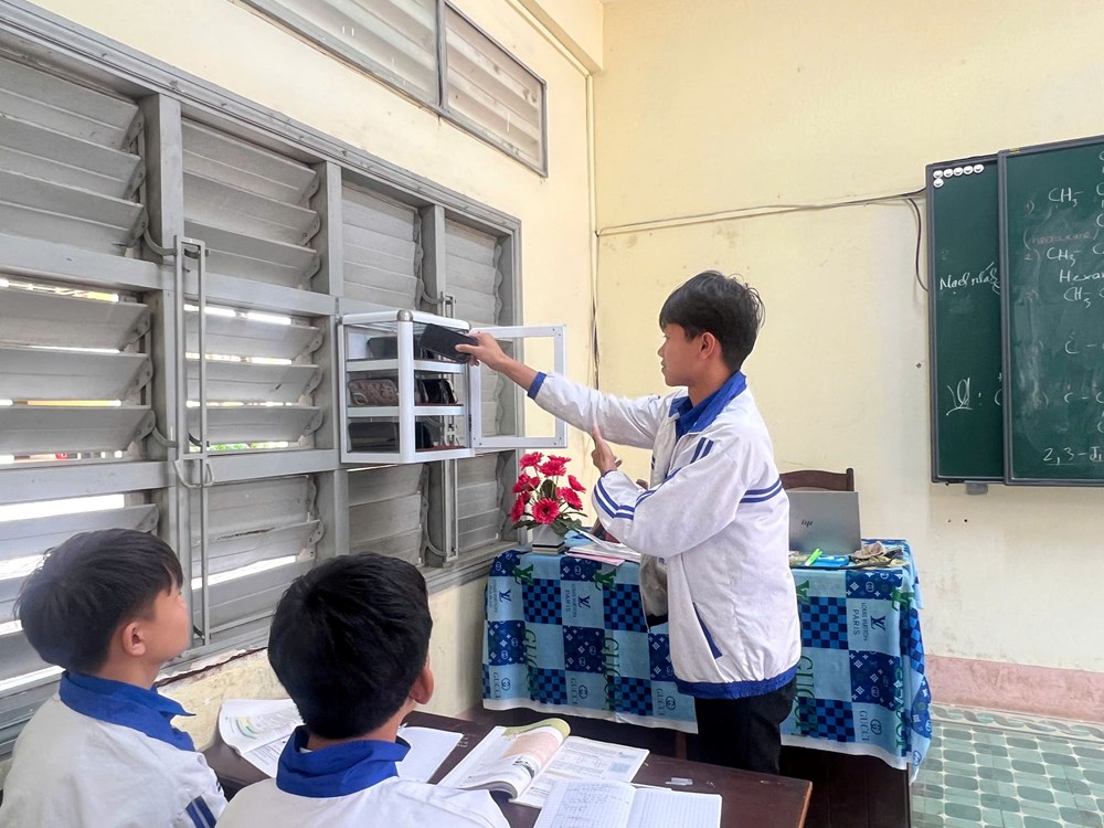 Gia Lai: Thú vị giờ ra chơi không dùng điện thoại của học sinh - ảnh 1