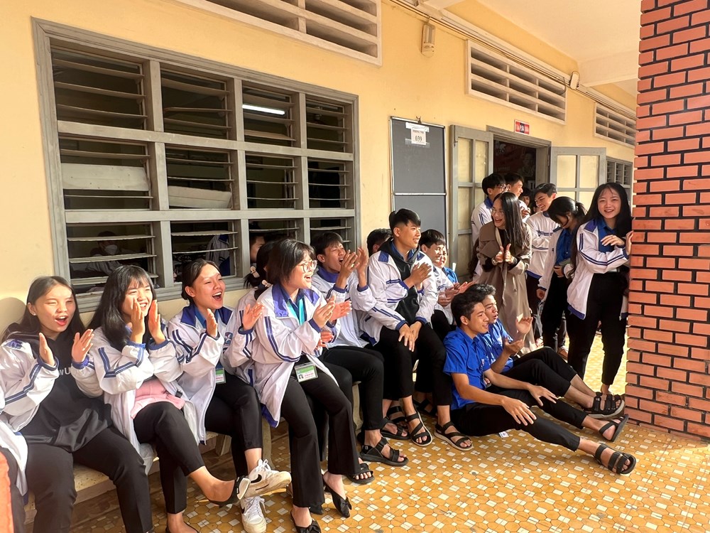 Gia Lai: Thú vị giờ ra chơi không dùng điện thoại của học sinh - ảnh 3