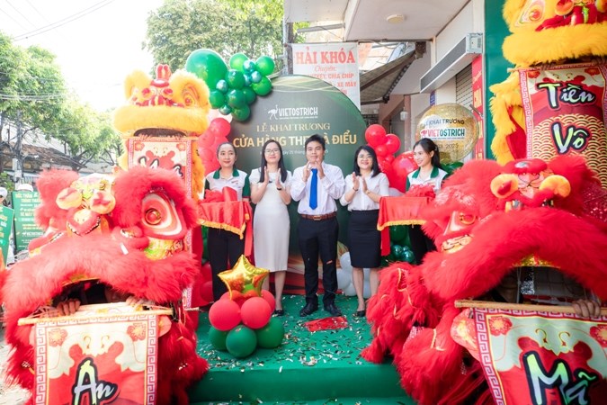 Khatoco ra mắt thương hiệu thịt đà điểu VietOstrich - ảnh 1