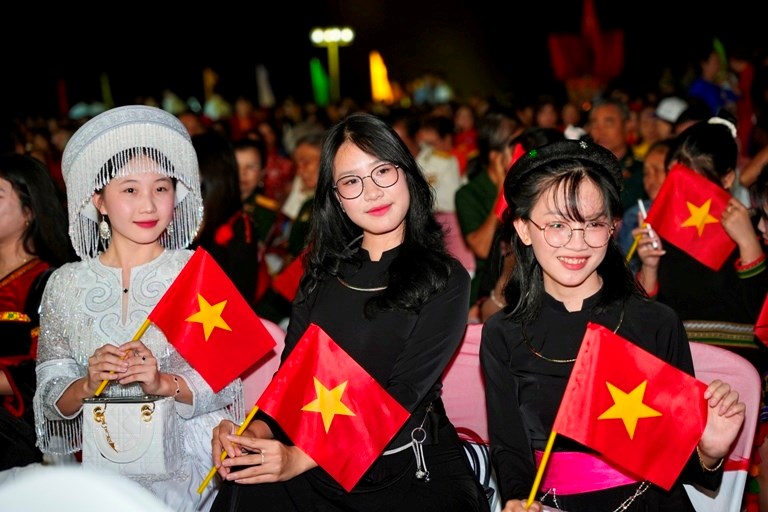 Kỷ niệm 50 năm Ngày Giải phóng Khánh Hòa: Tự hào quá khứ, vững bước tương lai - ảnh 6