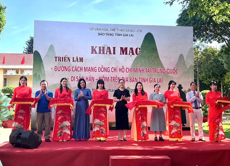 Triển lãm “Đường cách mạng - đồng chí Hồ Chí Minh tại Trung Quốc” - ảnh 1