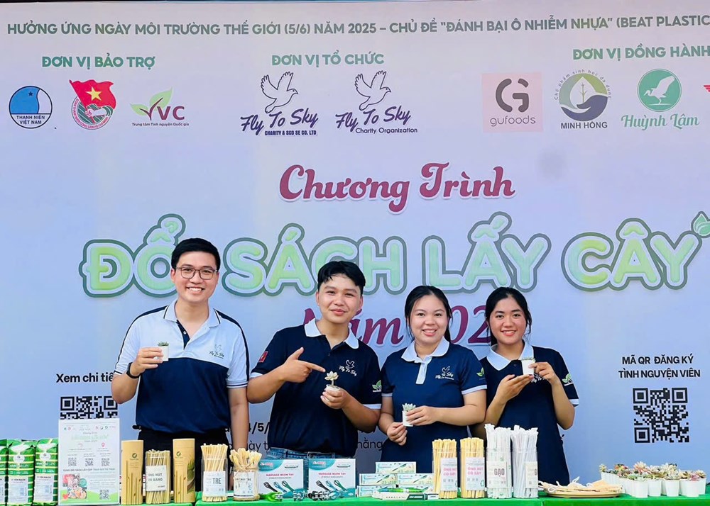 Đổi sách lấy cây - Ươm mầm xanh hạnh phúc - ảnh 1