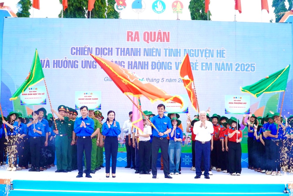 Ra quân Chiến dịch Thanh niên tình nguyện hè 2025 - ảnh 1