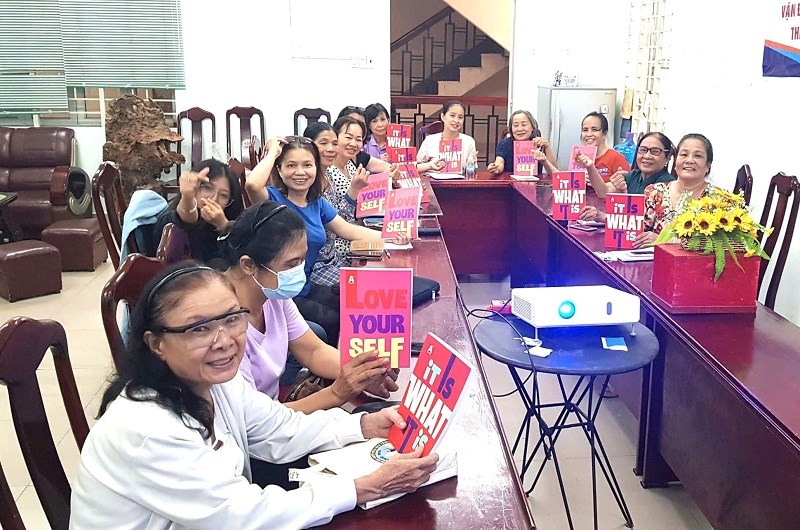 Hiệu quả từ Chương trình “Người dân Khánh Hòa nói tiếng Anh” - ảnh 1