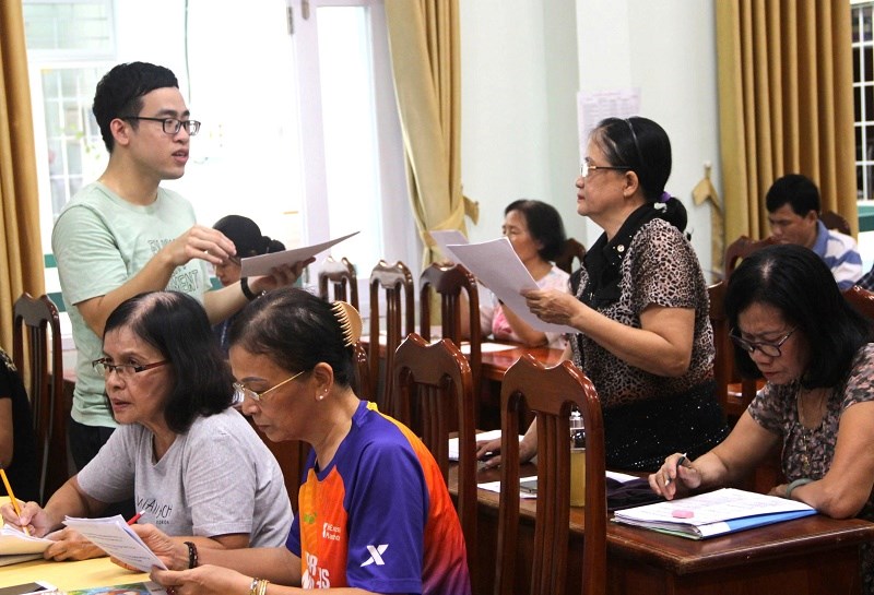 Hiệu quả từ Chương trình “Người dân Khánh Hòa nói tiếng Anh” - ảnh 2