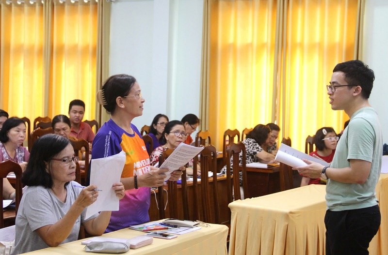Hiệu quả từ Chương trình “Người dân Khánh Hòa nói tiếng Anh” - ảnh 5