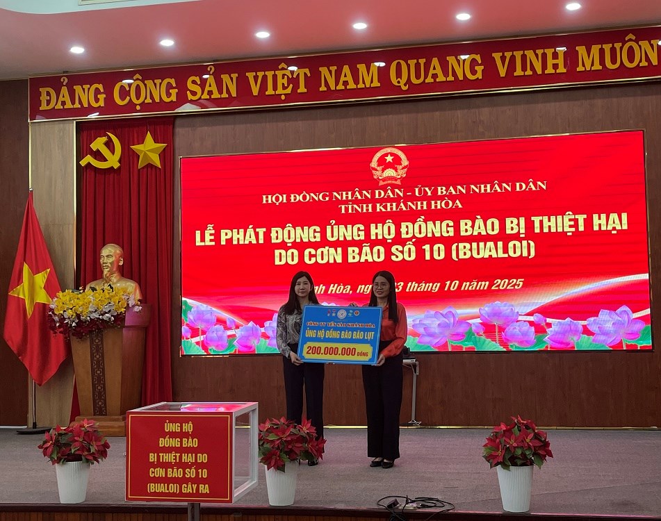 Khánh Hòa: Phát động ủng hộ đồng bào bị thiệt hại do bão lũ - ảnh 4