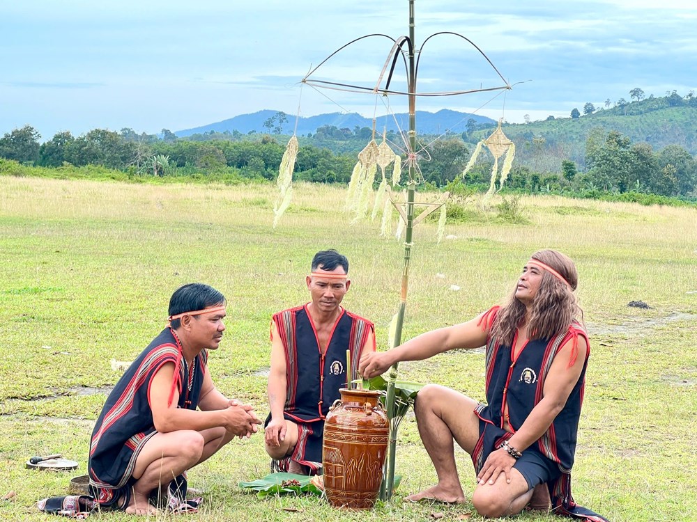 Gia Lai: Phục dựng Lễ cúng lúa mùa của người Jrai  - ảnh 1