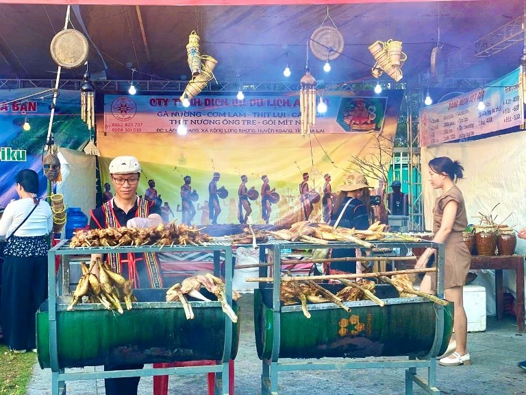 Quảng bá du lịch Gia Lai qua “Lễ hội Ẩm thực Thu mỹ vị”  - ảnh 1