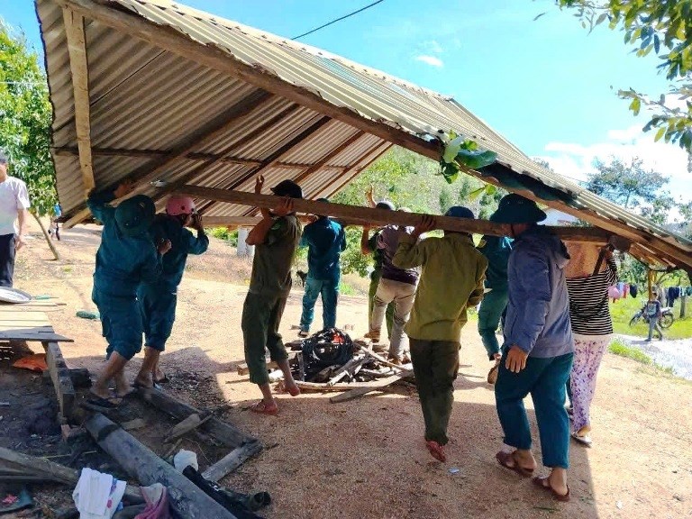 Gia Lai: Khẩn trương khắc phục hậu quả sau bão số 13 - ảnh 2