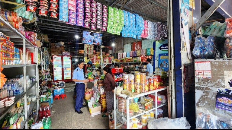 Gia Lai: Siết chặt quản lý thị trường, chống buôn lậu và gian lận thương mại dịp Tết - ảnh 2