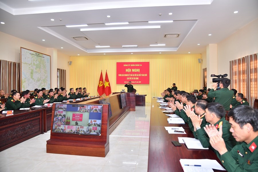 Quân đoàn 34 tổ chức Hội nghị thông báo kết quả Đại hội XIV của Đảng - ảnh 1