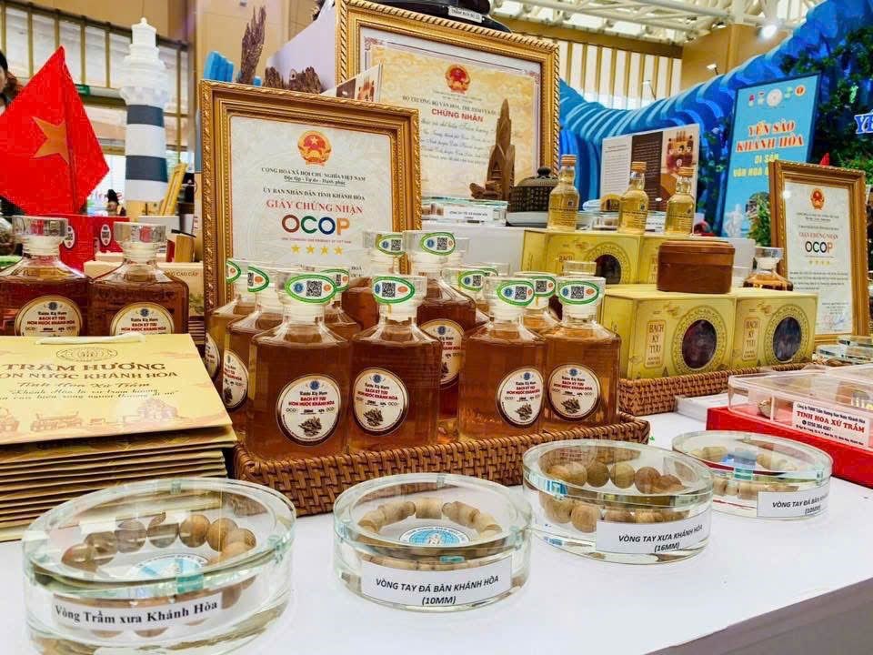 Trầm hương - sản vật níu chân du khách đến Khánh Hòa - ảnh 4