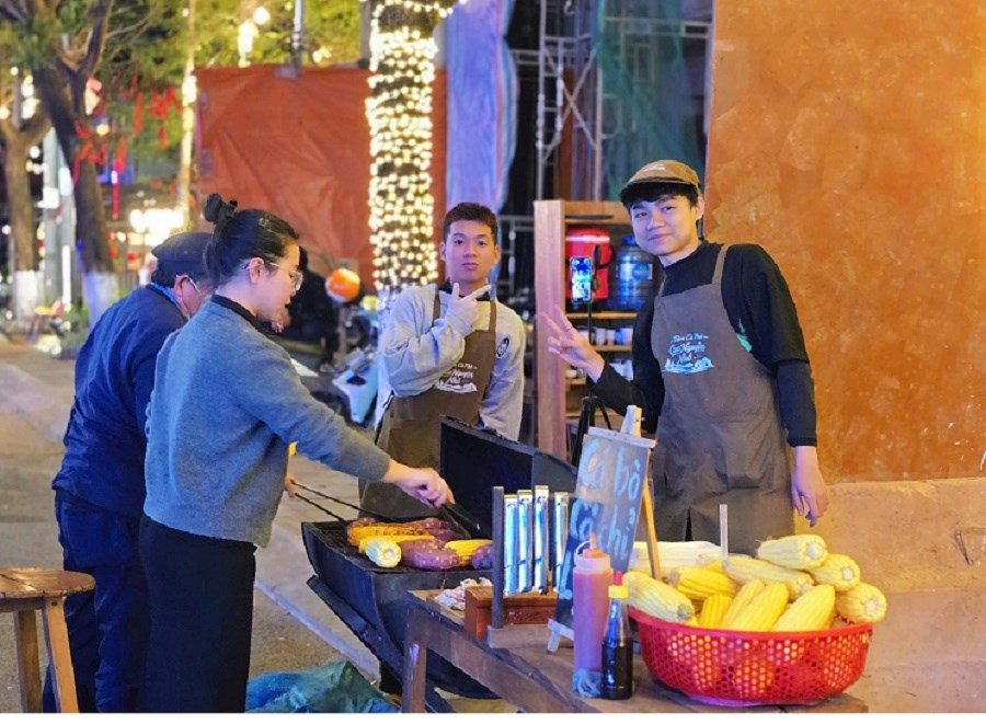 Gia Lai: Kỳ vọng phát triển du lịch từ mô hình phố đêm - ảnh 2