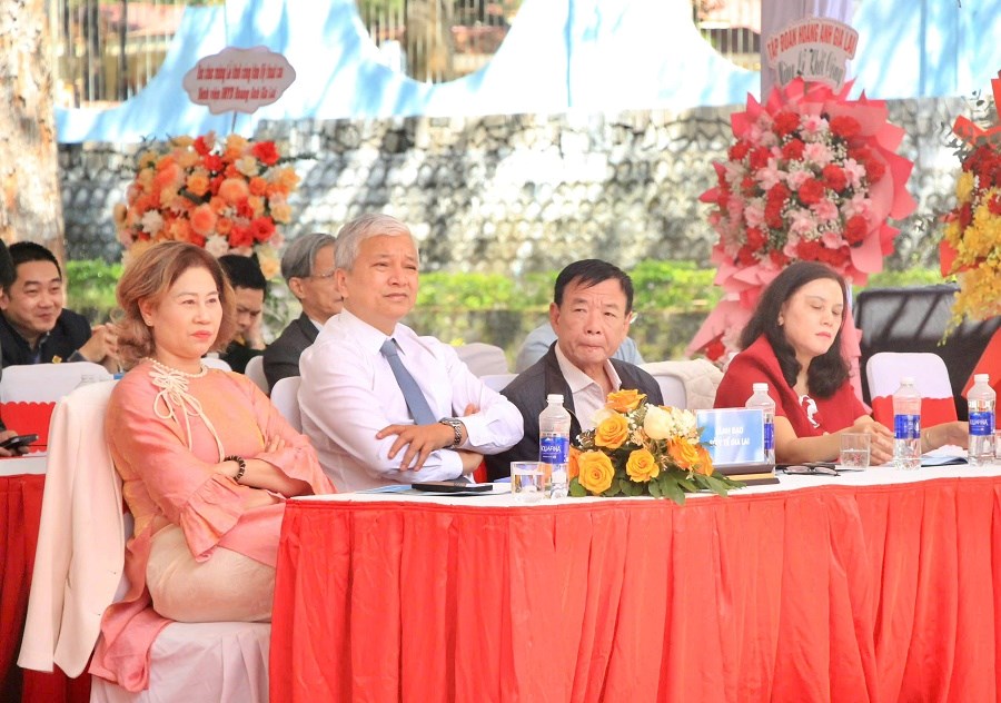 Bệnh viện Đại học Y Dược - Hoàng Anh Gia Lai khởi công Khu điều trị kĩ thuật cao  - ảnh 3