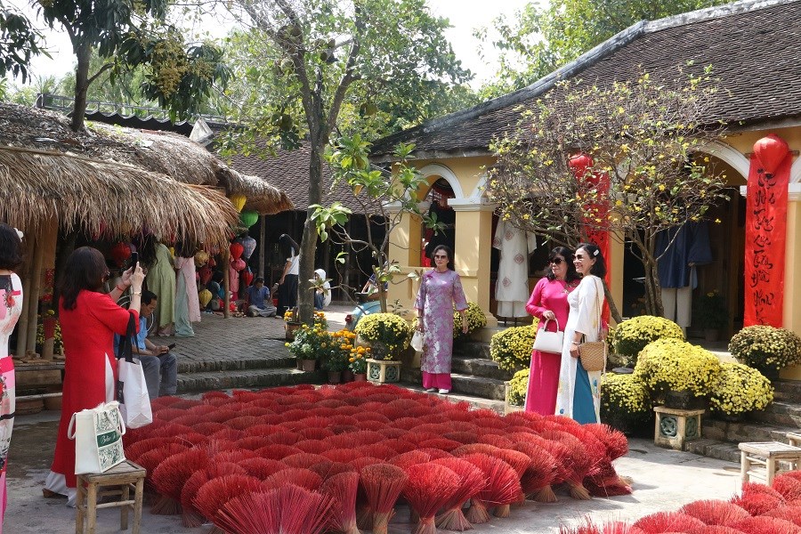 Du Xuân làng nghề Nha Trang Xưa - ảnh 1