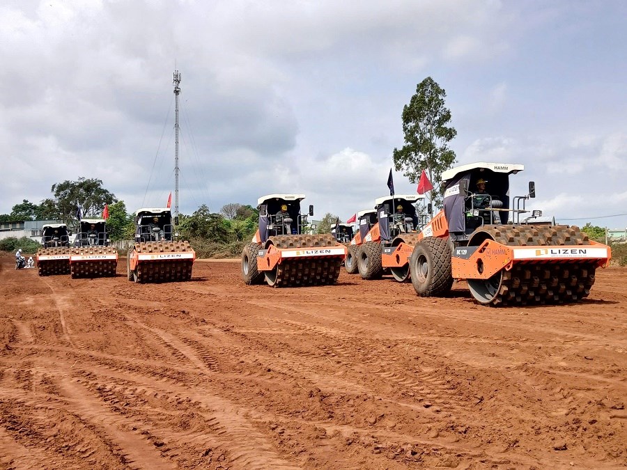 Đẩy nhanh tiến độ Dự án cao tốc Quy Nhơn-Pleiku - ảnh 1