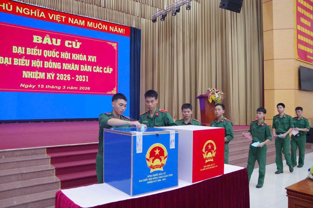 Khánh Hòa: Gần 99% cử tri tham gia bầu cử - ảnh 2