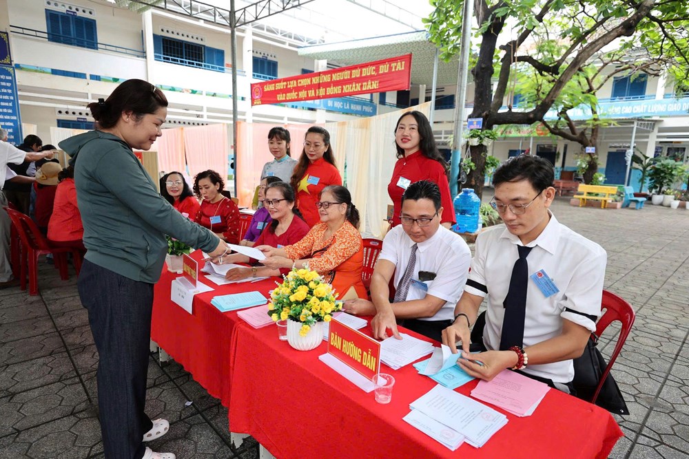 Khánh Hòa: Gần 99% cử tri tham gia bầu cử - ảnh 1