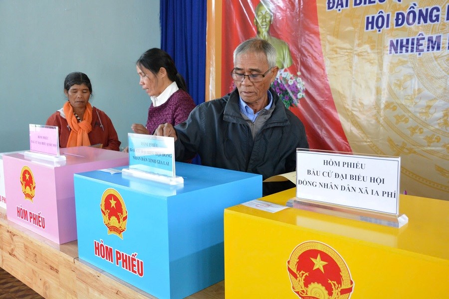 Gia Lai: Cử tri xã Ia Phí phấn khởi tham gia bầu cử đại biểu Quốc hội và HĐND các cấp - ảnh 8