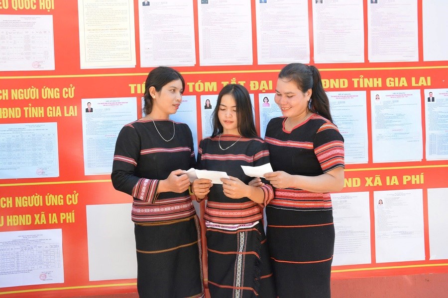Gia Lai: Cử tri xã Ia Phí phấn khởi tham gia bầu cử đại biểu Quốc hội và HĐND các cấp - ảnh 7