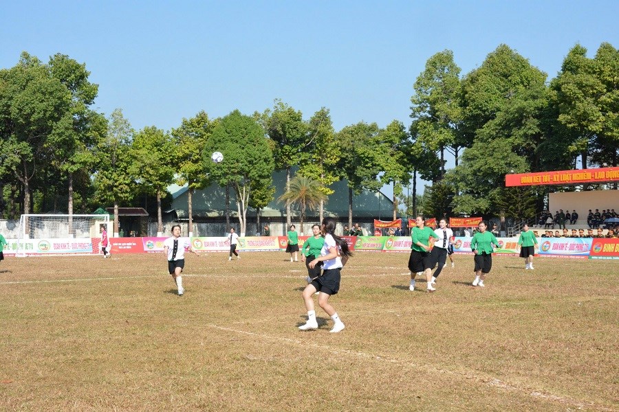 Sôi nổi Giải bóng đá nữ các DTTS tỉnh Gia Lai  - ảnh 4