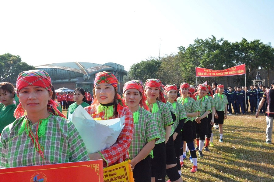 Sôi nổi Giải bóng đá nữ các DTTS tỉnh Gia Lai  - ảnh 3