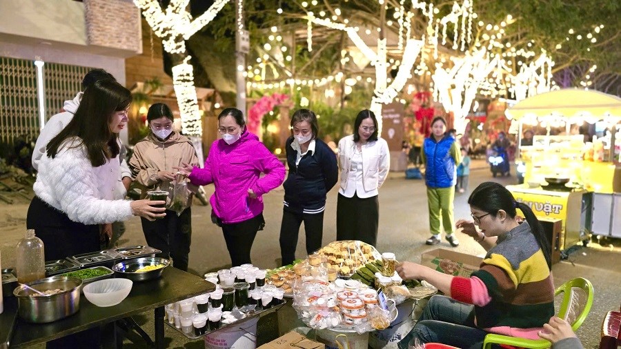 Gia Lai: Phát triển kinh tế đêm gắn với quảng bá văn hoá, du lịch - ảnh 1