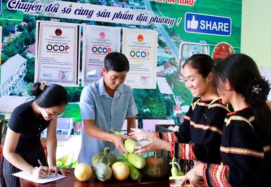 Gia Lai: Livestream bán nông sản gây Quỹ khuyến học  - ảnh 2