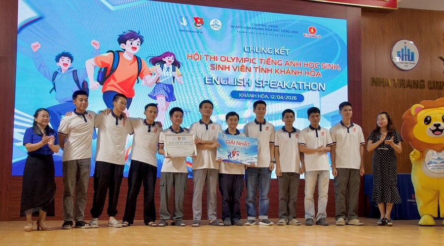 Sôi nổi Hội thi Olympic Tiếng Anh học sinh, sinh viên tỉnh Khánh Hòa  - ảnh 4