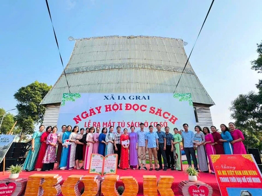  Gia Lai: Khơi dậy văn hoá đọc sách cho người dân xã Ia Grai - ảnh 1