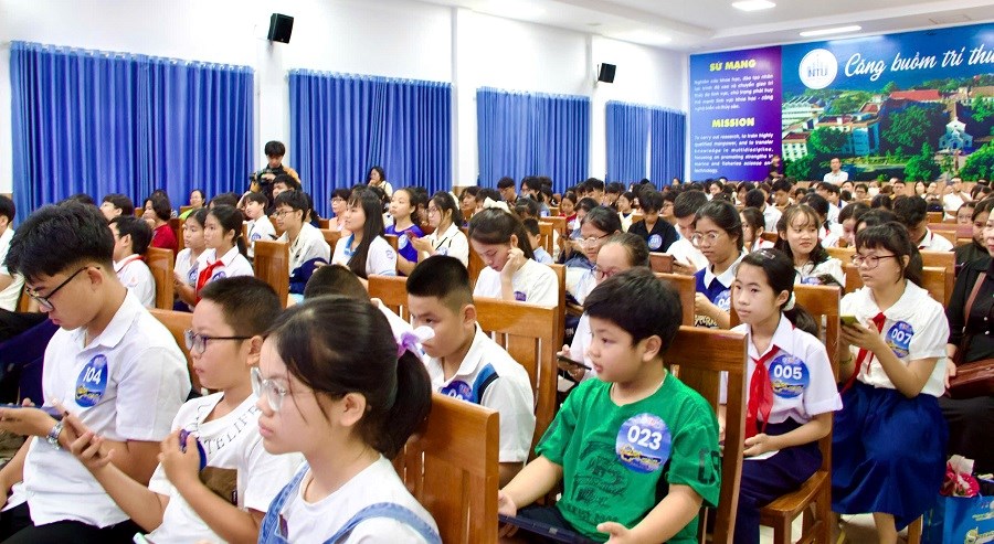 Khánh Hòa: Lan tỏa phong trào học tiếng Anh, tăng tốc du lịch hội nhập - ảnh 3