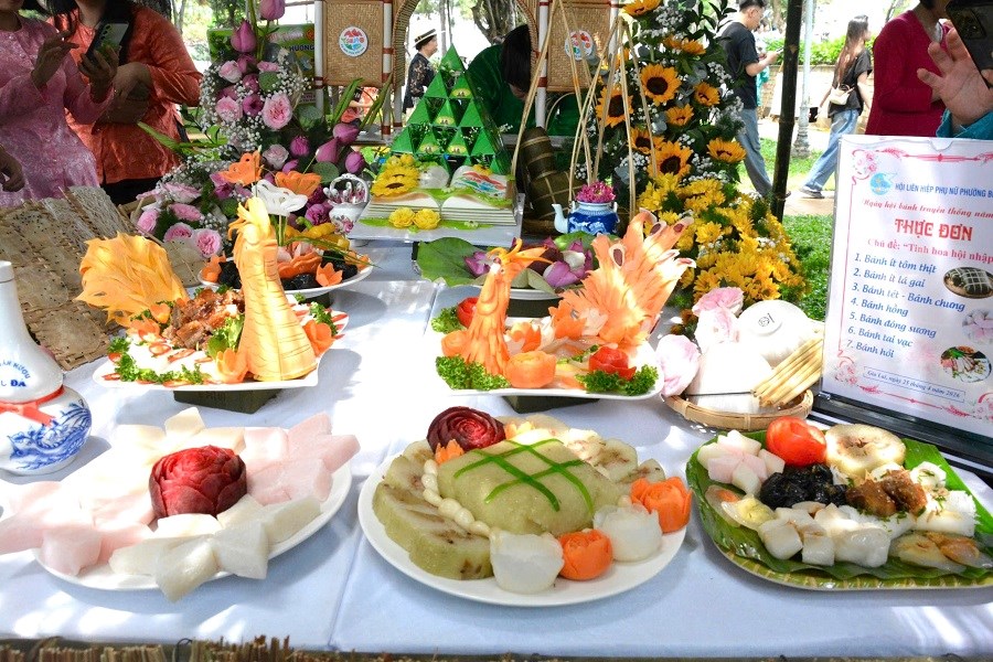 Gia Lai: Rộn ràng sắc vị Ngày hội bánh truyền thống  - ảnh 5