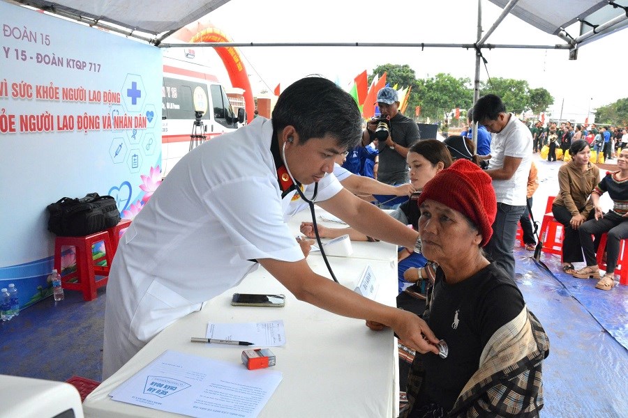 Binh đoàn 15 phát động Tháng Công nhân và hưởng ứng Tháng hành động về An toàn, vệ sinh lao động  - ảnh 5